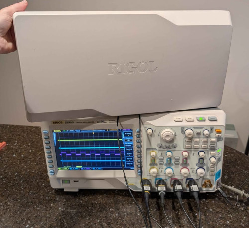 Rigol-DS4054-4-channel-500MHz-oscilloscope.jpg