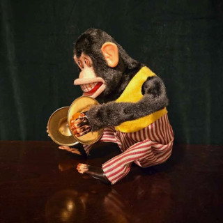 Bad-Monkey-with-musical-cymbals76f101ee82ea7592